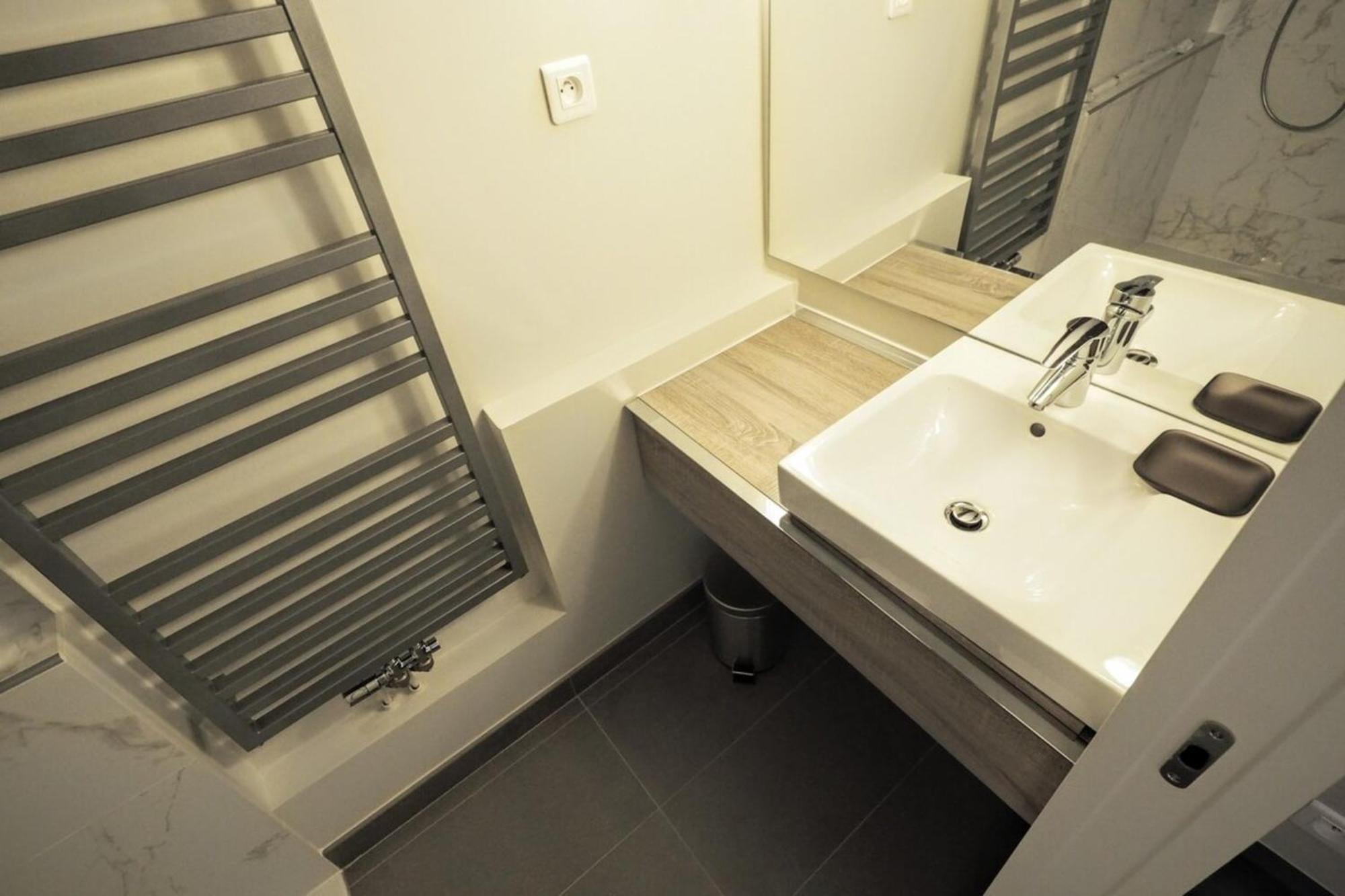 Moliere Chicsuites Paris Exterior foto